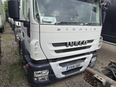 Iveco AT440T