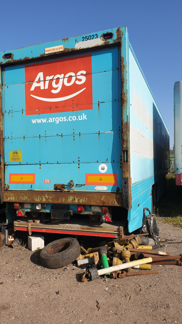 DON BUR Tandem axle trailer