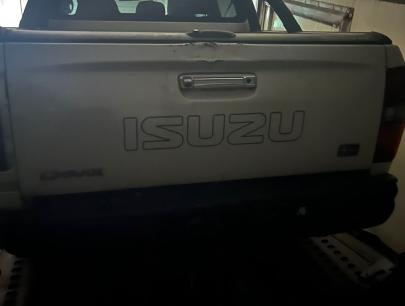 Isuzu D-MAX