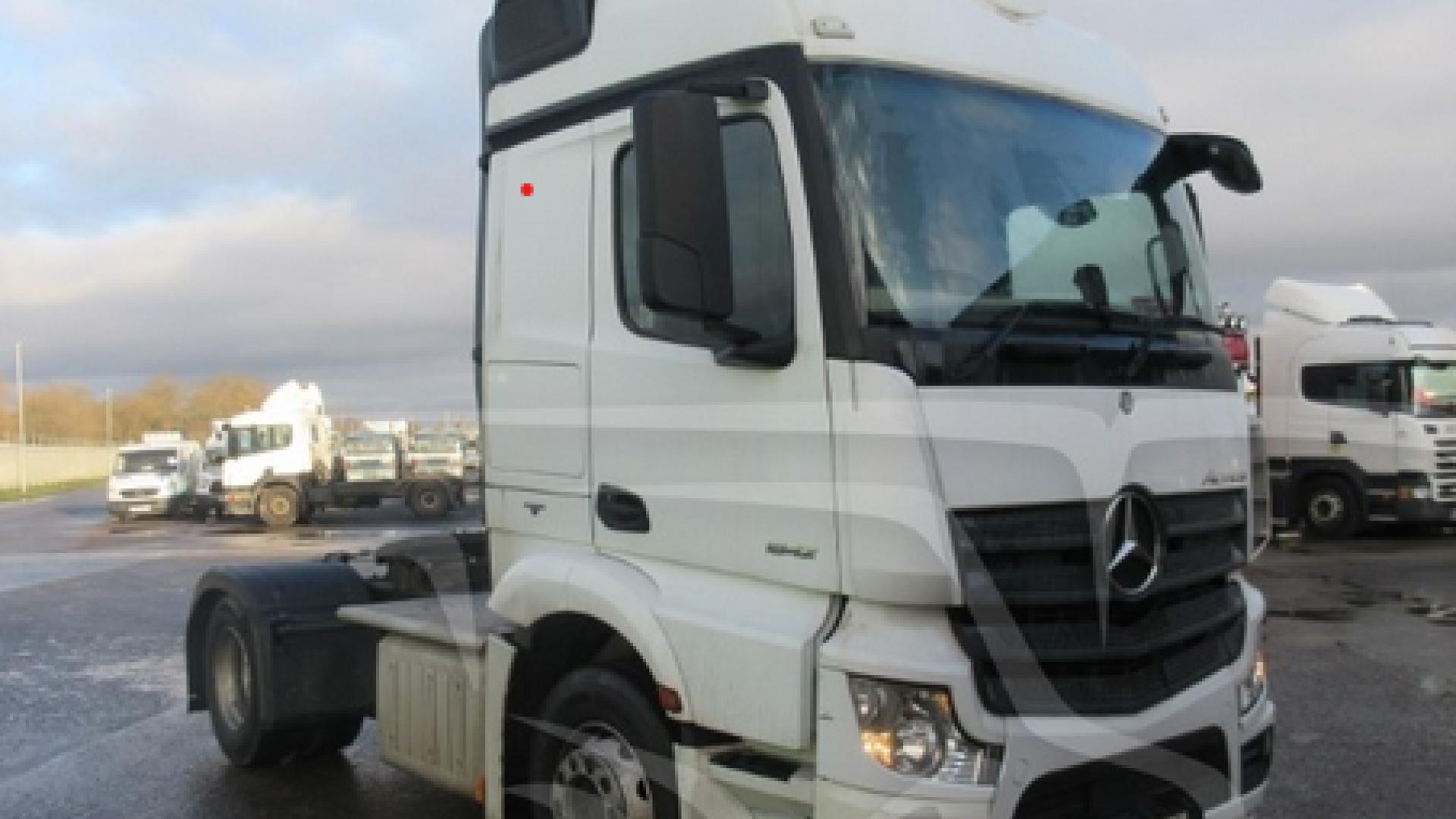 Mercedes Benz ACTROS 1842
