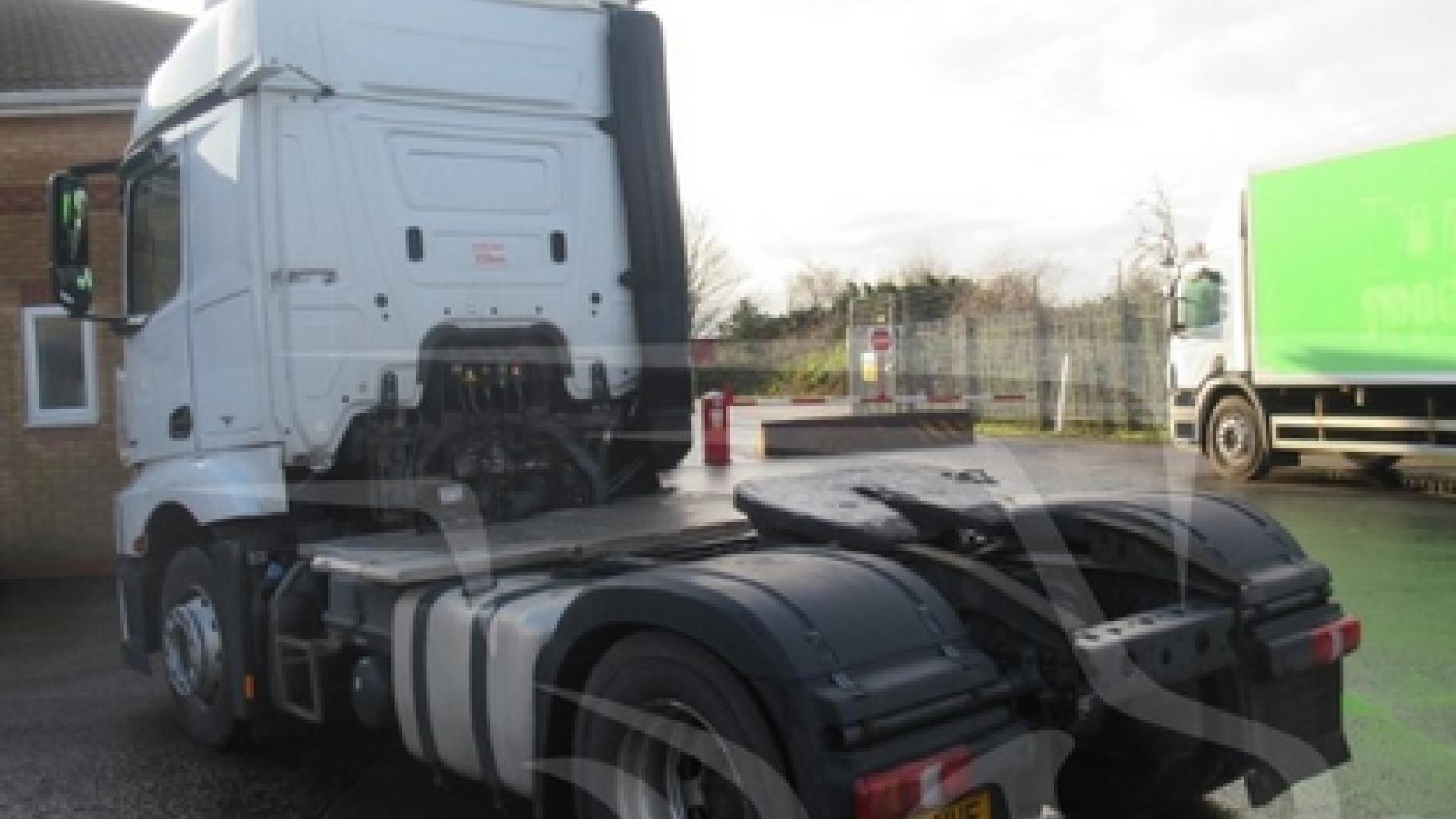 Mercedes Benz ACTROS 1842