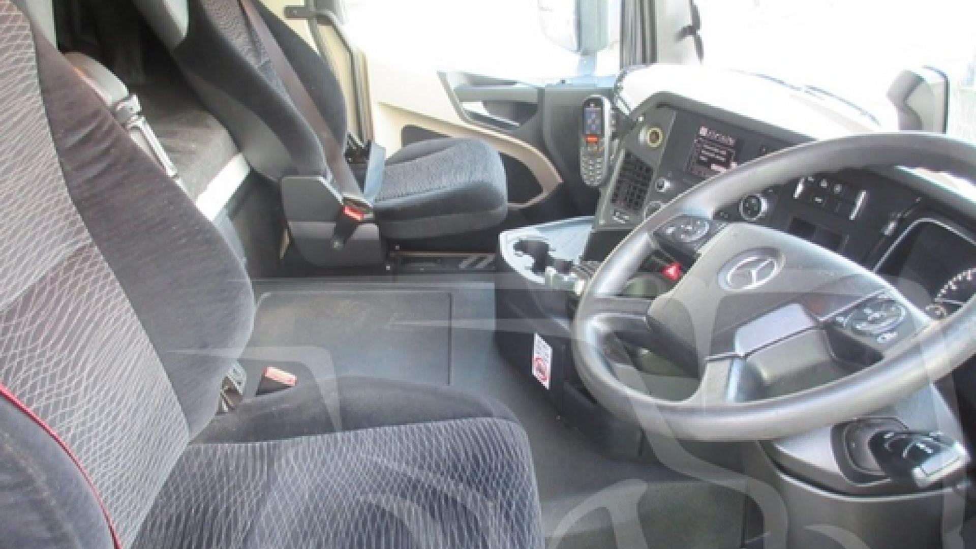 Mercedes Benz ACTROS 1842