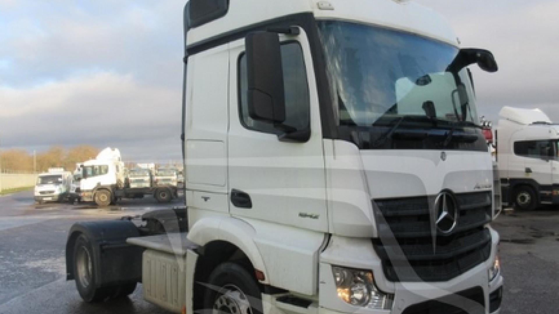 Mercedes Benz ACTROS 1842