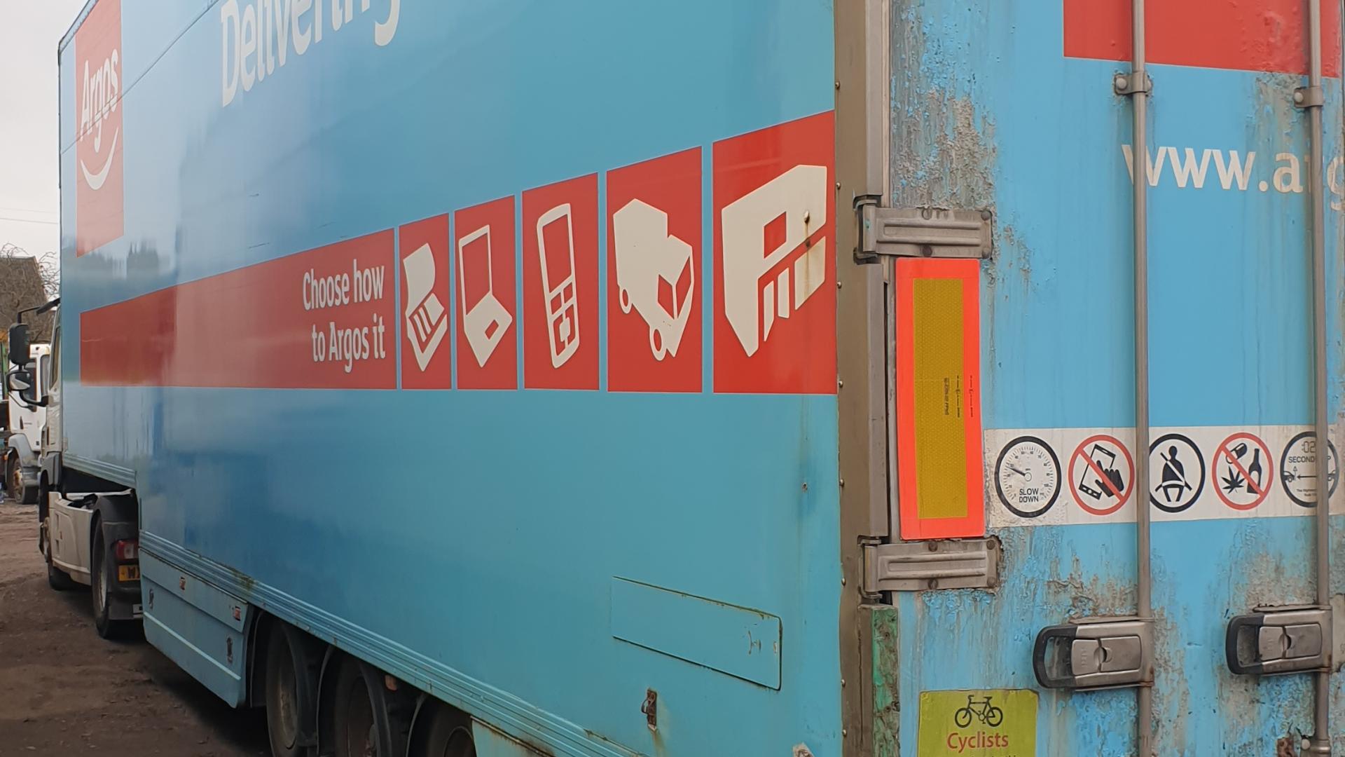 Gray & Adams Fridge trailer