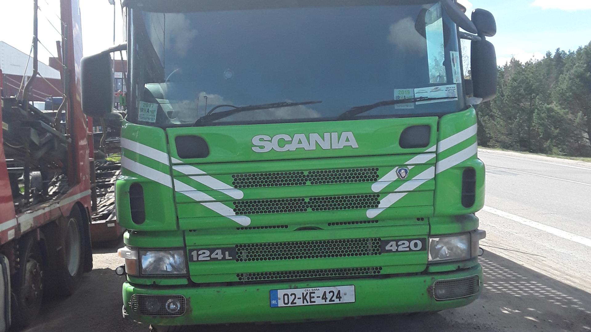 Scania P124 420