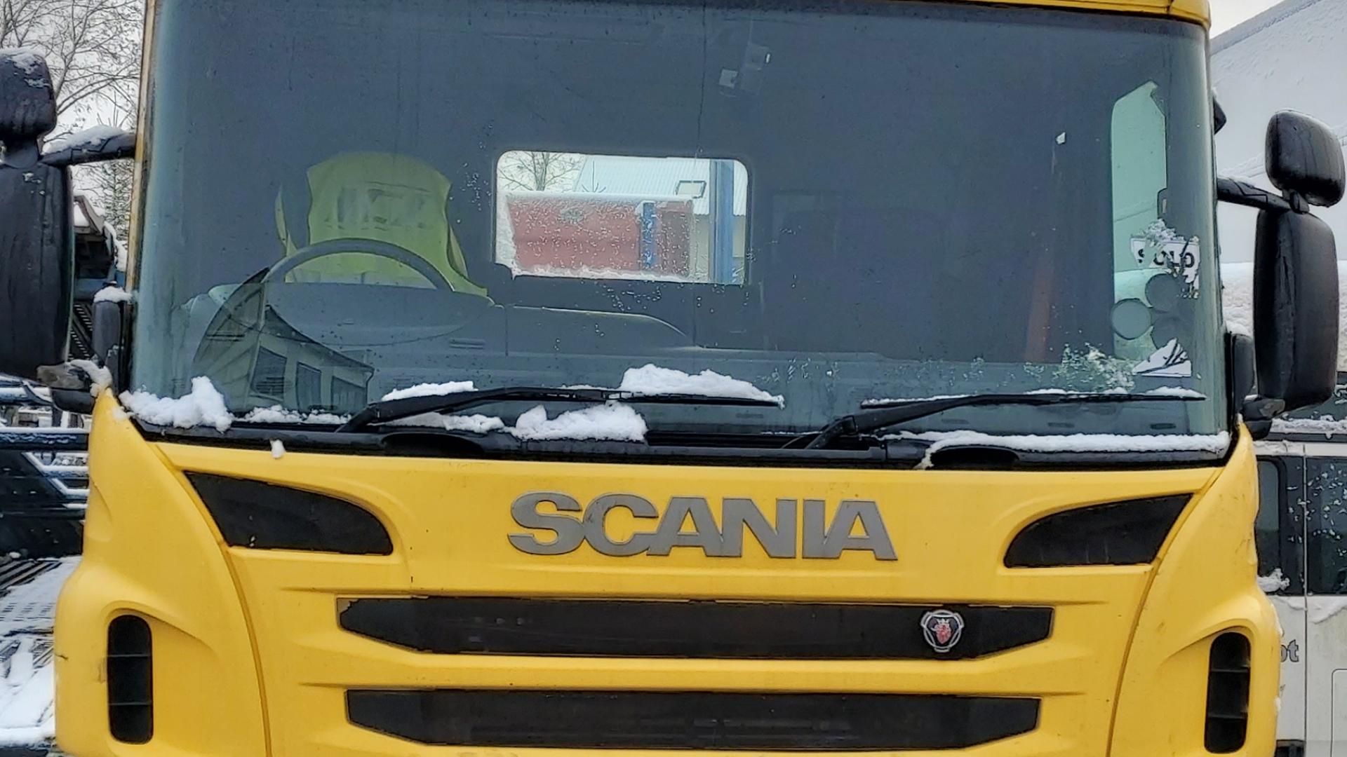 Scania P440