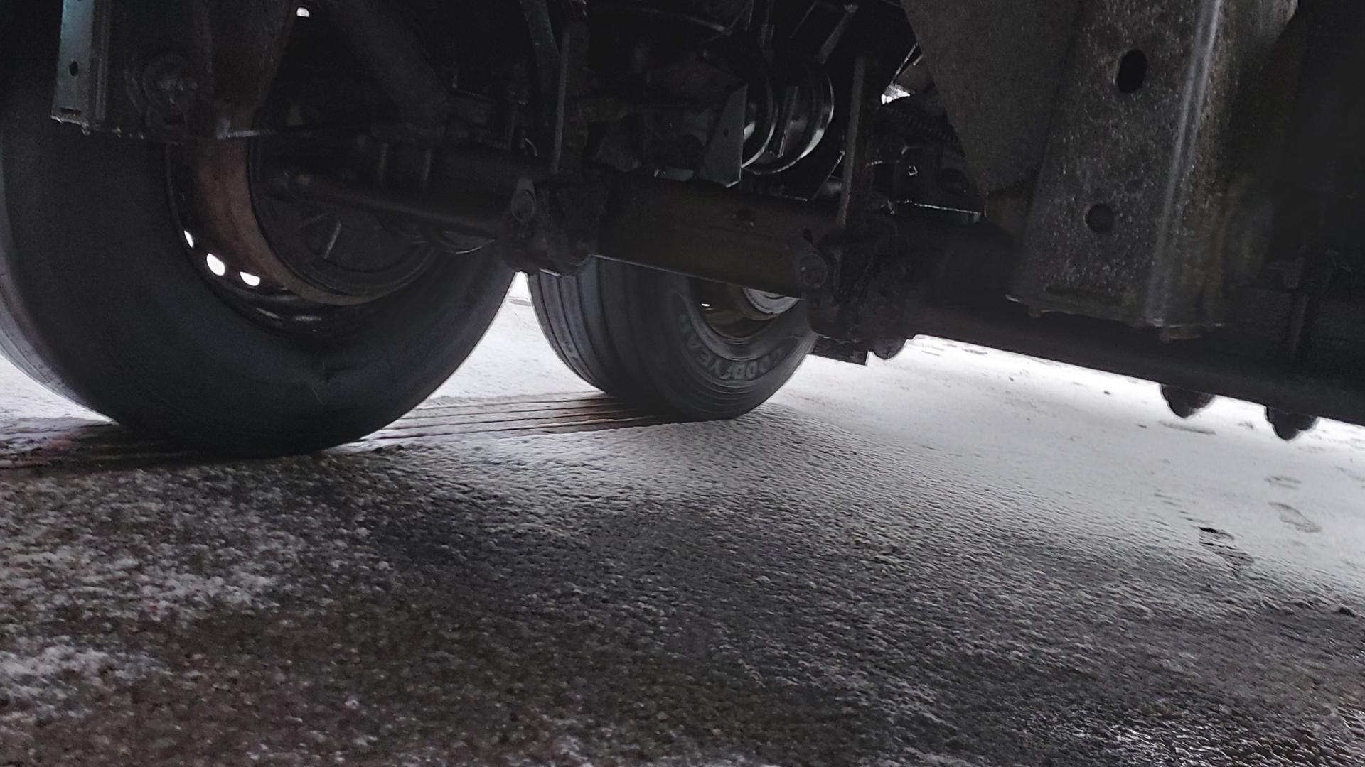 Gray & Adams Tandem Axle BPW