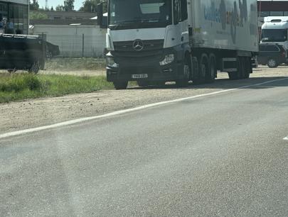 Mercedes Benz 2546