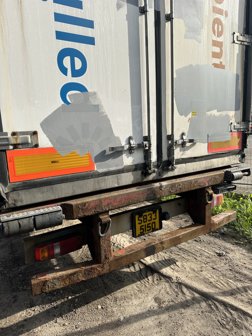 Gray & Adams Fridge trailer