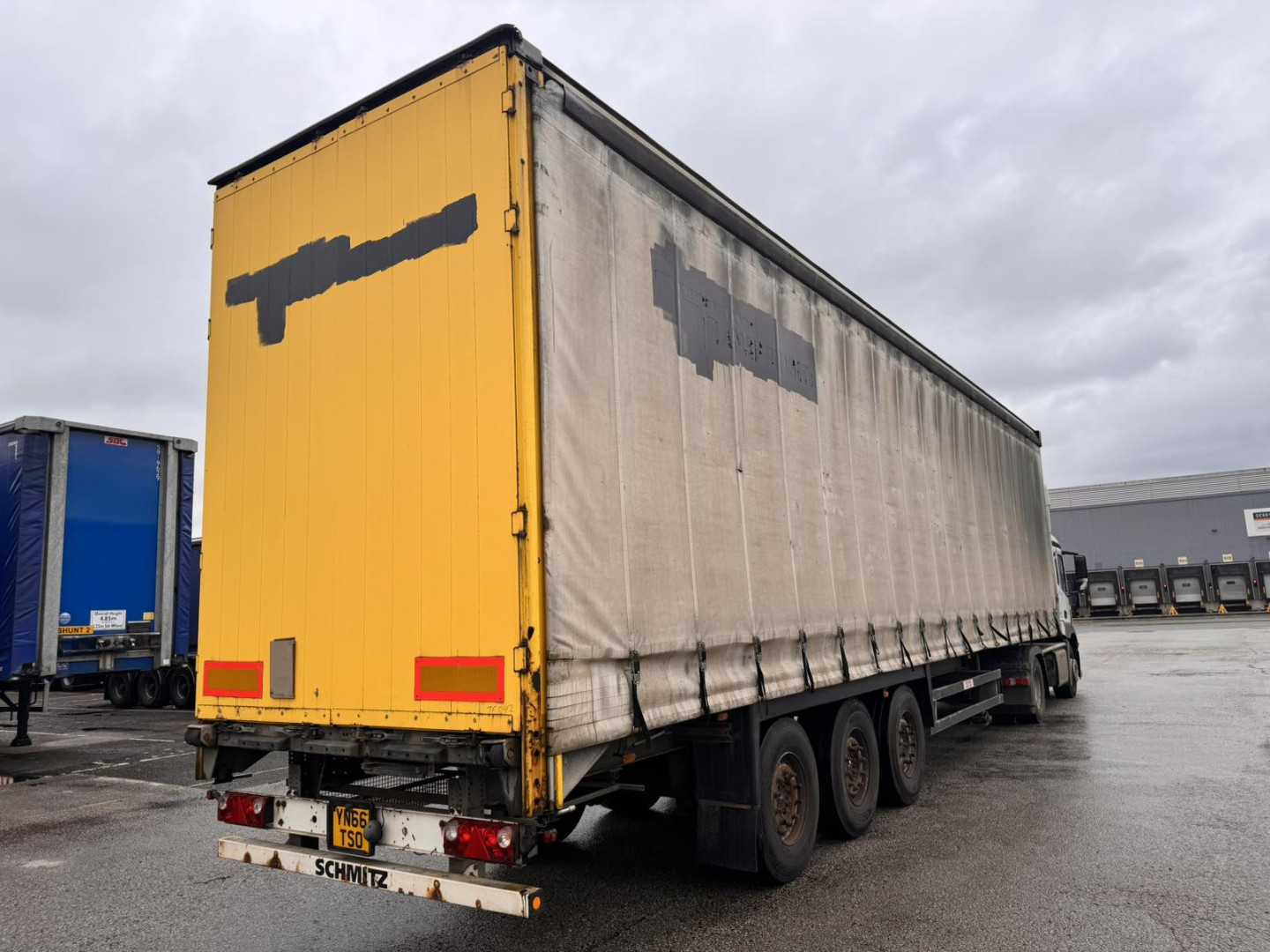 Schmitz CARGOBULL