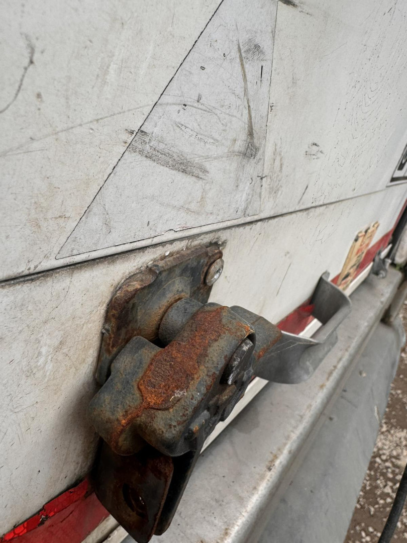 Montracon Tri axle (ROR)