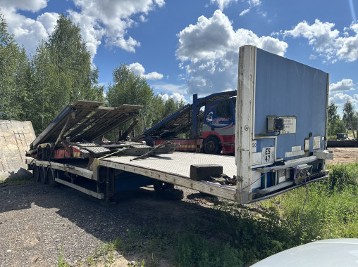 Gray & Adams TRI AXLE (SAF)
