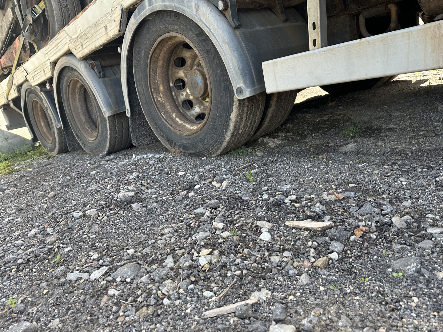 Gray & Adams TRI AXLE (SAF)