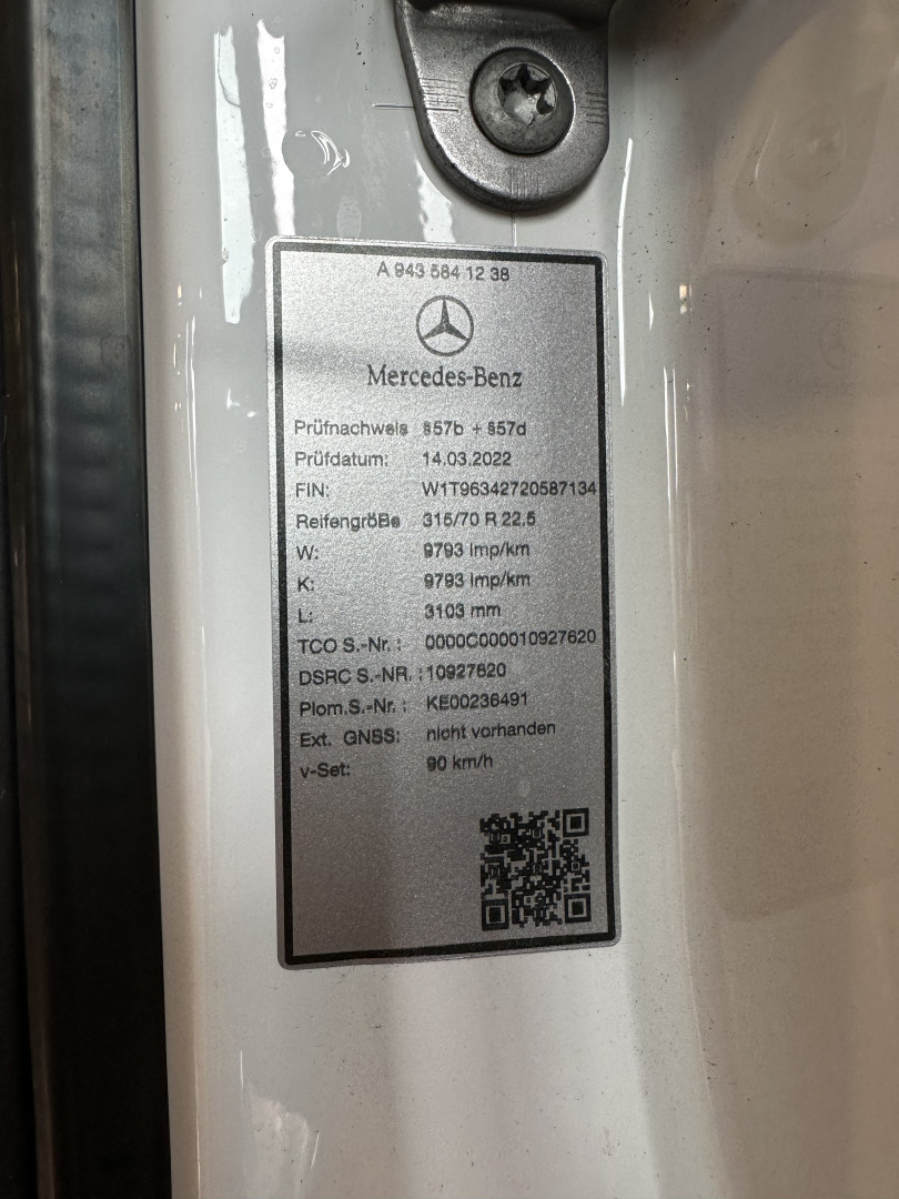 Mercedes Benz 1843