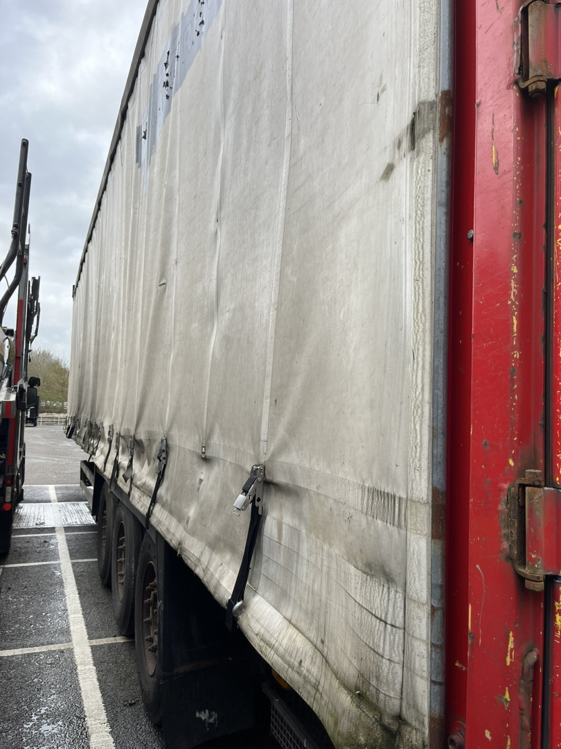 Schmitz Curtainside