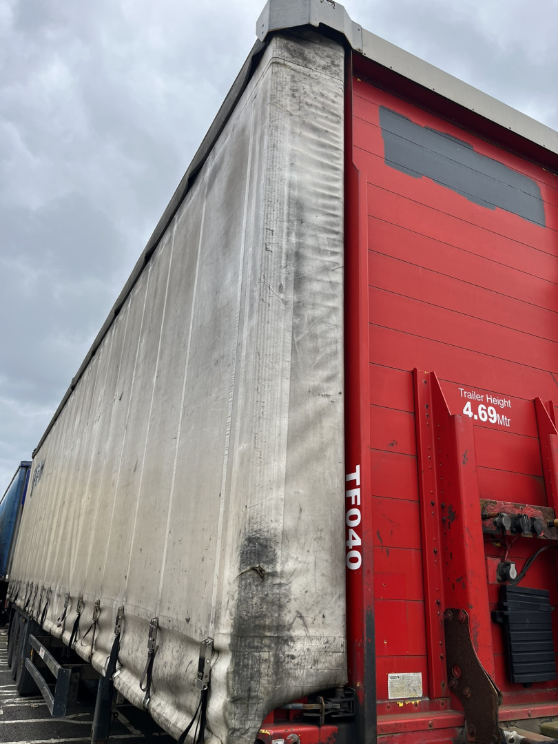 Schmitz Curtainside