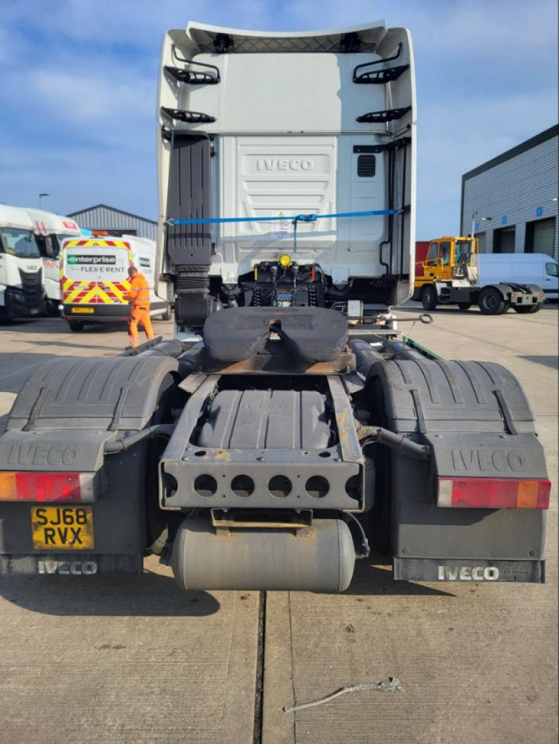 Iveco AS440ST/P