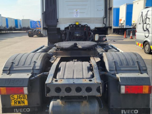 Iveco AS440ST/P