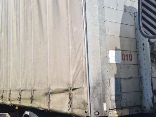 Schmitz Curtainsider