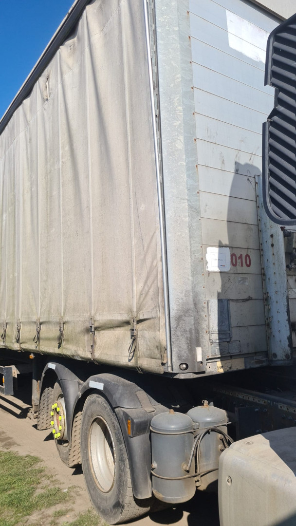 Schmitz Curtainsider